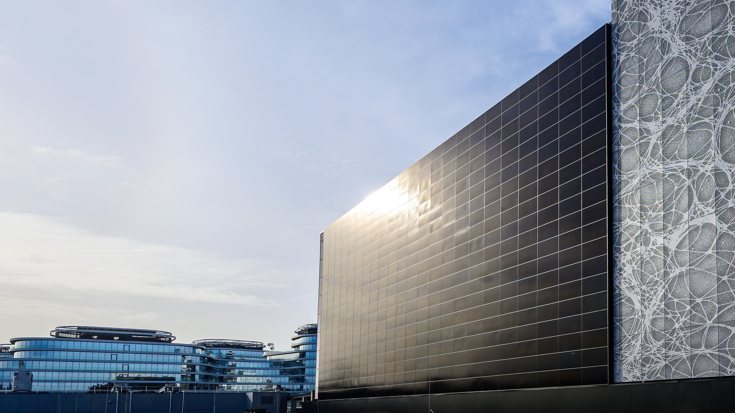 Solar façades become part of LCL’s energy strategy